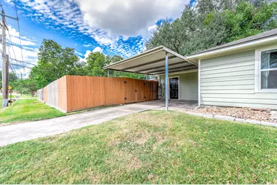 237 McLemore Drive, Alvin, TX 77511 - Photo 33