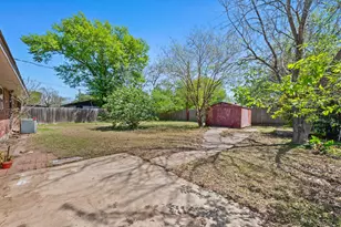 2325 Wilkes St, Bryan, TX 77803 - Photo 23