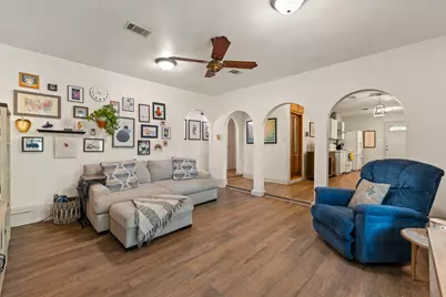 2325 Wilkes Street, Bryan, TX 77803 - Photo 7