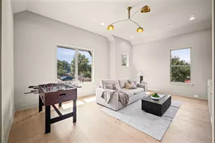 623 E 13th St, Houston, TX 77008 - Photo 27