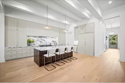 623 E 13th Street, Houston, TX 77008 - Photo 11