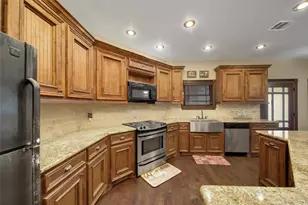 30914 Sugar Bend Dr, Magnolia, TX 77355 - Photo 13