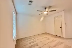 10326 E Summit Canyon Dr, Houston, TX 77095 - Photo 27