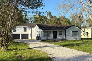 502 Independence St, Liberty, TX 77575 - Photo 1