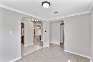 11418 Walraven Dr, Houston, TX 77336 - Photo 9