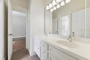 421 Cortlandt St, Houston, TX 77007 - Photo 29