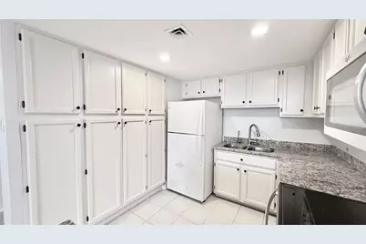 2016 Main Street #1914, Houston, TX 77002 - Photo 9