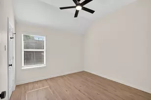 16506 Bluff Springs Dr, Houston, TX 77095 - Photo 35