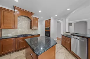 12030 Indigo Cove Ln, Houston, TX 77041 - Photo 9