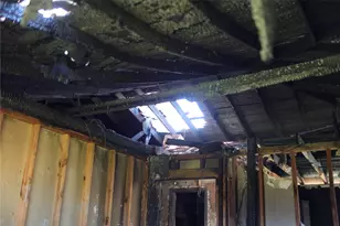 512 W Mimosa St, Angleton, TX 77515 - Photo 7