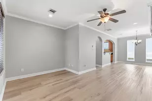 408 Eichwurzel Ln, Houston, TX 77009 - Photo 25