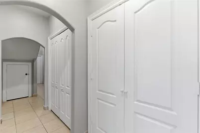 408 Eichwurzel Lane #D, Houston, TX 77009 - Photo 13