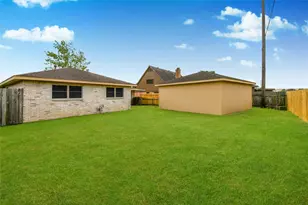 12110 Kirkholm Dr, Houston, TX 77089 - Photo 17