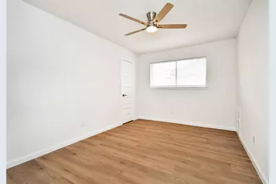 12110 Kirkholm Drive, Houston, TX 77089 - Photo 11