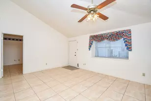 8323 E Ridge Dr, Houston, TX 77040 - Photo 15