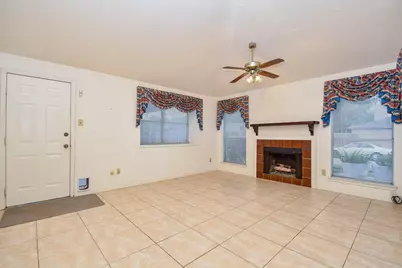 8323 E Ridge Drive, Houston, TX 77040 - Photo 11