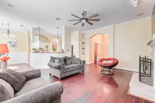 302 Dock Ct, Crosby, TX 77532 - Photo 9