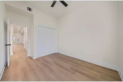 236 E 39th Street #A, Houston, TX 77018 - Photo 15