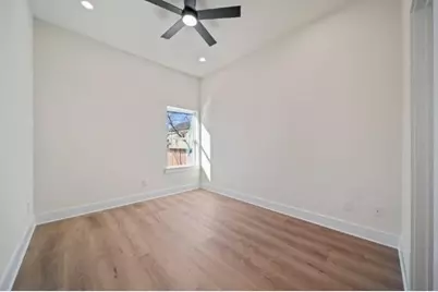 236 E 39th Street #A, Houston, TX 77018 - Photo 15