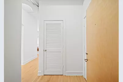 1901 Post Oak Boulevard #204, Houston, TX 77056 - Photo 35
