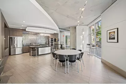 1901 Post Oak Boulevard #204, Houston, TX 77056 - Photo 33