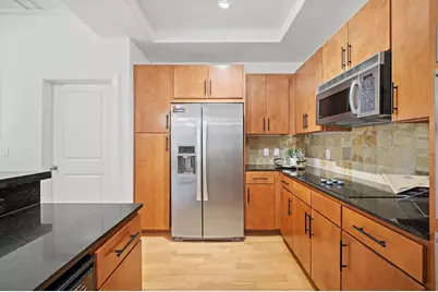 1901 Post Oak Boulevard #204, Houston, TX 77056 - Photo 9