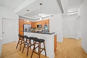 1901 Post Oak Blvd, Houston, TX 77056 - Photo 21