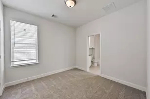 2523 S Houston Ave, Pearland, TX 77581 - Photo 31