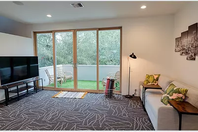 4904 S Shepherd Drive, Houston, TX 77098 - Photo 35