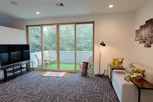 4904 S Shepherd Dr, Houston, TX 77098 - Photo 35