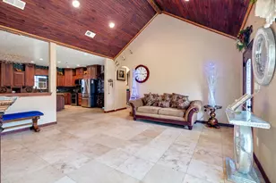 821 Martin Luther King Dr, Ames, TX 77575 - Photo 7