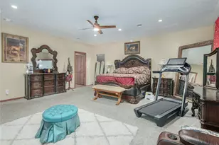 821 Martin Luther King Dr, Ames, TX 77575 - Photo 19