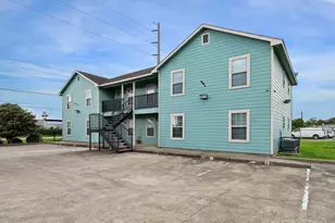 2013 Ellis School Rd, Baytown, TX 77521 - Photo 3