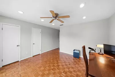 10152 Longmont Drive #38/10, Houston, TX 77042 - Photo 31