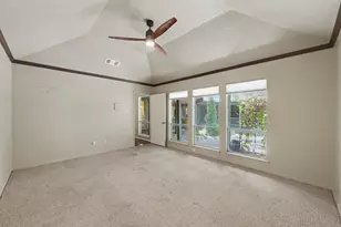 2710 N Logrun Cir, The Woodlands, TX 77380 - Photo 17