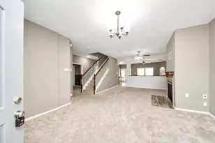 22102 Westerpine Ln, Katy, TX 77449 - Photo 11