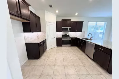 2938 Fox Ledge Court, Conroe, TX 77301 - Photo 7