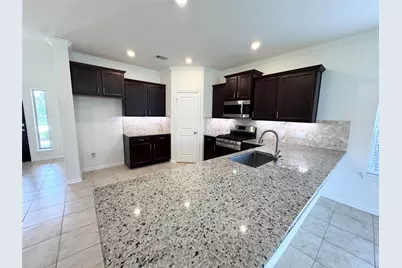 2938 Fox Ledge Court, Conroe, TX 77301 - Photo 9