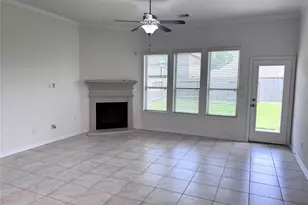 2938 Fox Ledge Ct, Conroe, TX 77301 - Photo 11