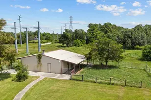 2915 Cemetery Rd, Santa Fe, TX 77517 - Photo 23