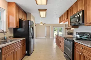 2915 Cemetery Rd, Santa Fe, TX 77517 - Photo 7