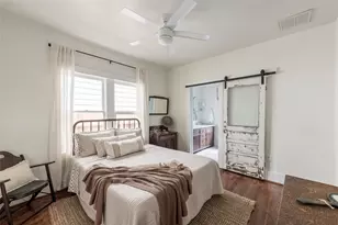 108 E 27th St, Houston, TX 77008 - Photo 13