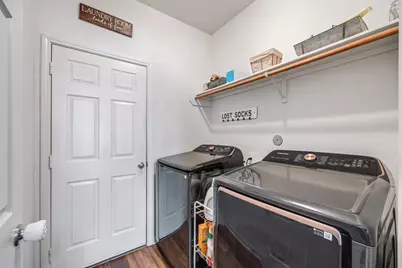 319 Falling Pine Drive, Conroe, TX 77304 - Photo 13