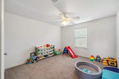 319 Falling Pine Drive, Conroe, TX 77304 - Photo 23