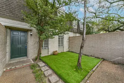 815 S Ripple Creek Drive #4, Houston, TX 77057 - Photo 1