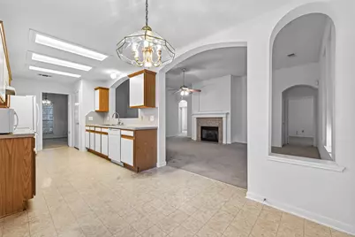 16831 Dunbar Grove Court, Sugar Land, TX 77498 - Photo 19