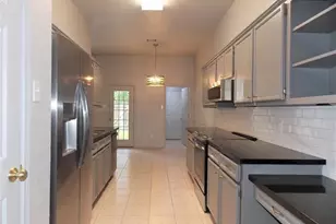 7965 Pecan Dr, Beaumont, TX 77713 - Photo 9