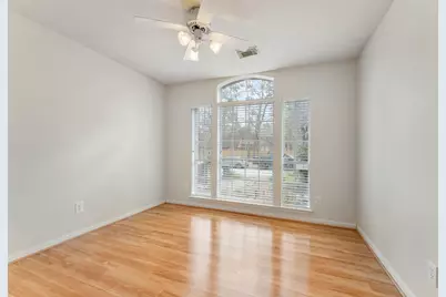 55 N Crossed Birch Place, The Woodlands, TX 77381 - Photo 23