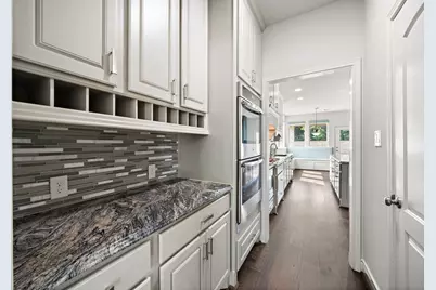 3907 Pinecrest Peak Drive, Spring, TX 77386 - Photo 19