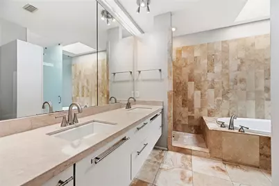 1107 W 17th Street, Houston, TX 77008 - Photo 9